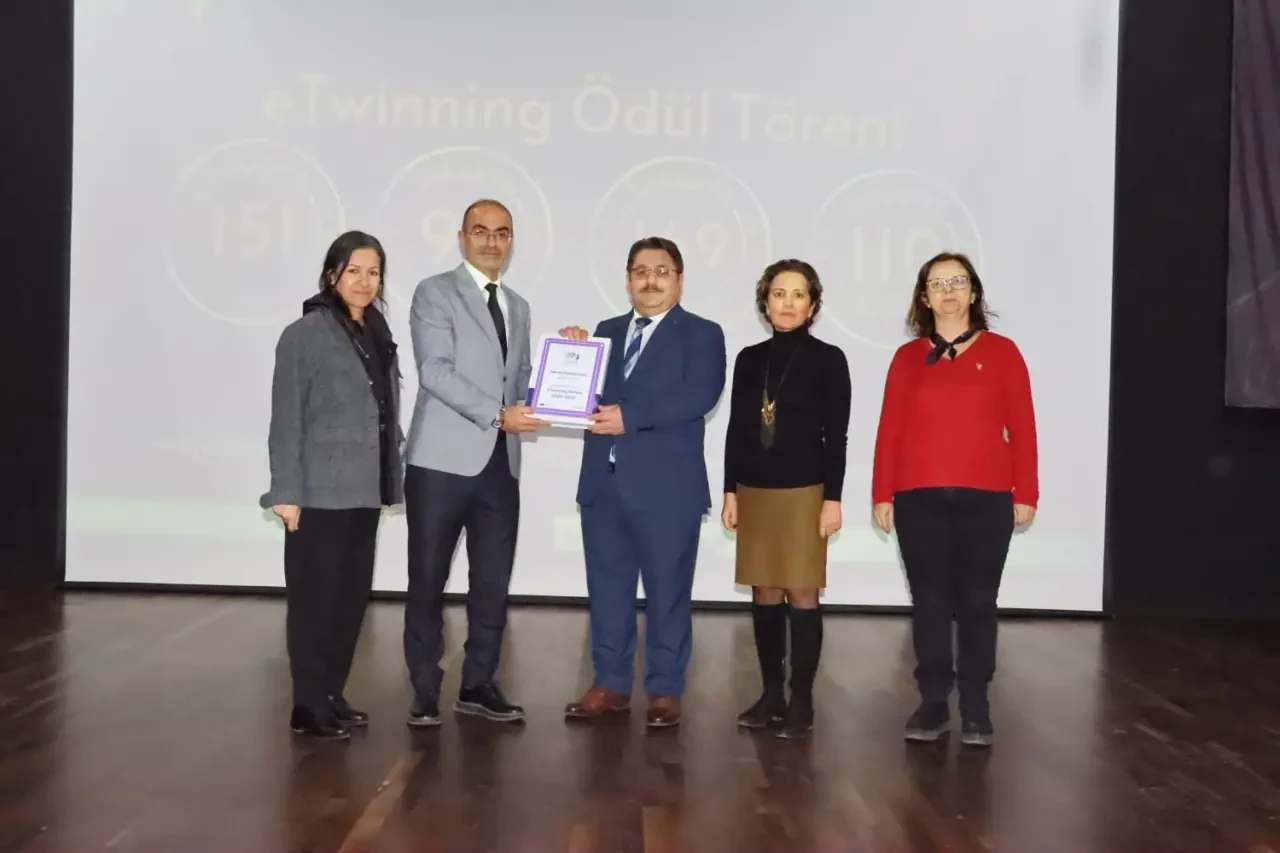 Sakarya'da 6 okul 'eTwinning Okulu' seçildi 10