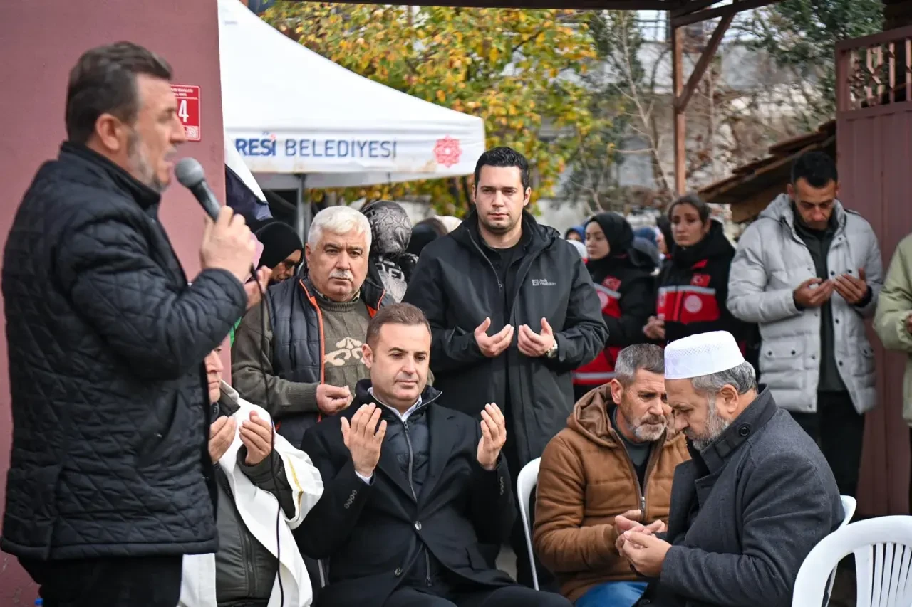 Mühimmat fabrikasında meydana gelen patlamada hayatını kaybeden işçiler, son yolculuğuna uğurlandı 3