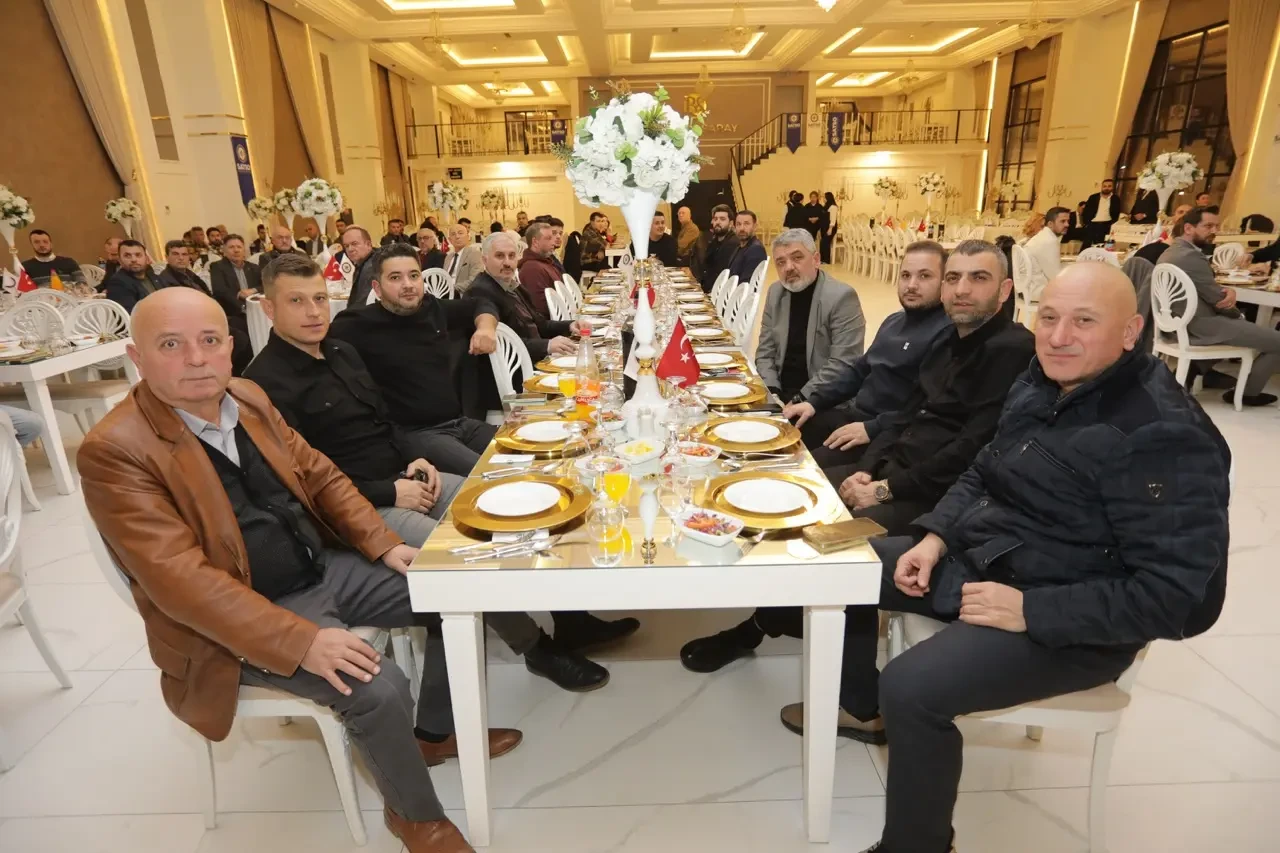 Sakarya'da Emlak ve Danışmanlık Sektörü Bir Araya Geldi 12