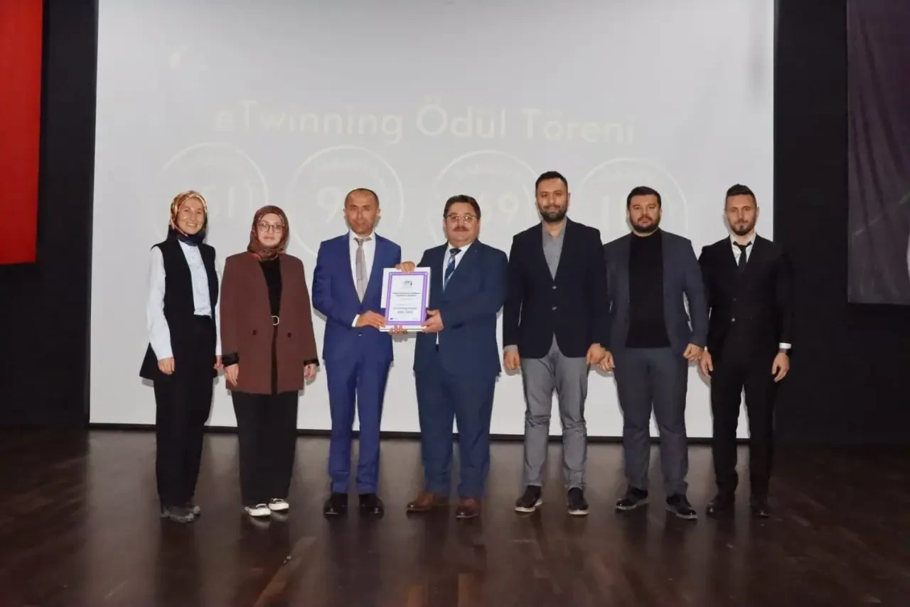 Sakarya'da 6 okul 'eTwinning Okulu' seçildi 8