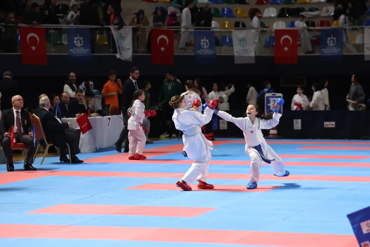 Kocaeli’de karate resitali yaşandı 6