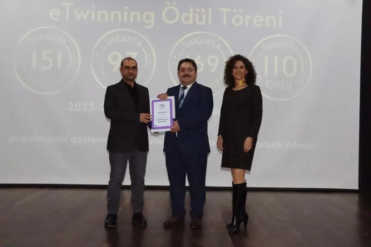 Sakarya'da 6 okul 'eTwinning Okulu' seçildi 11