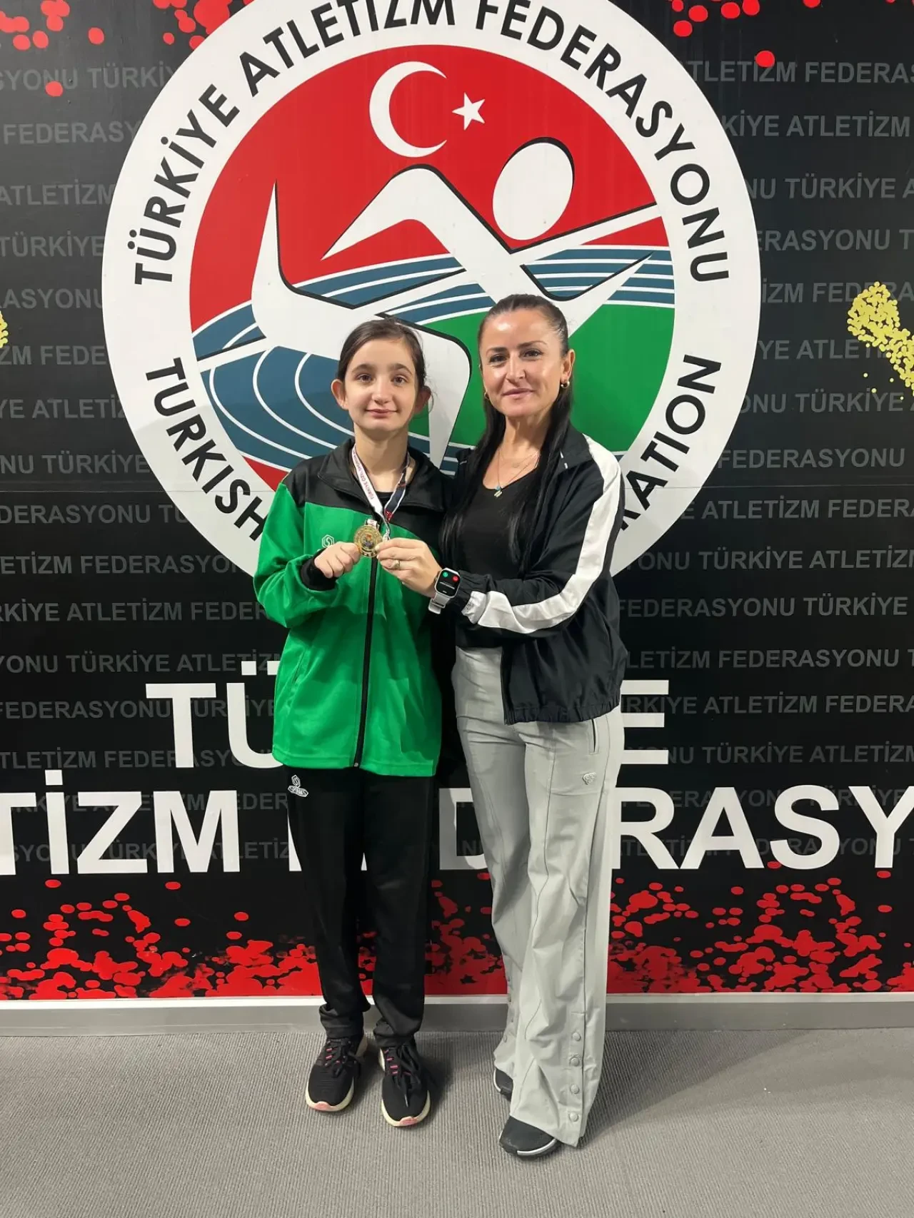 Zeynep Çalar İstanbul’dan şampiyon döndü 2