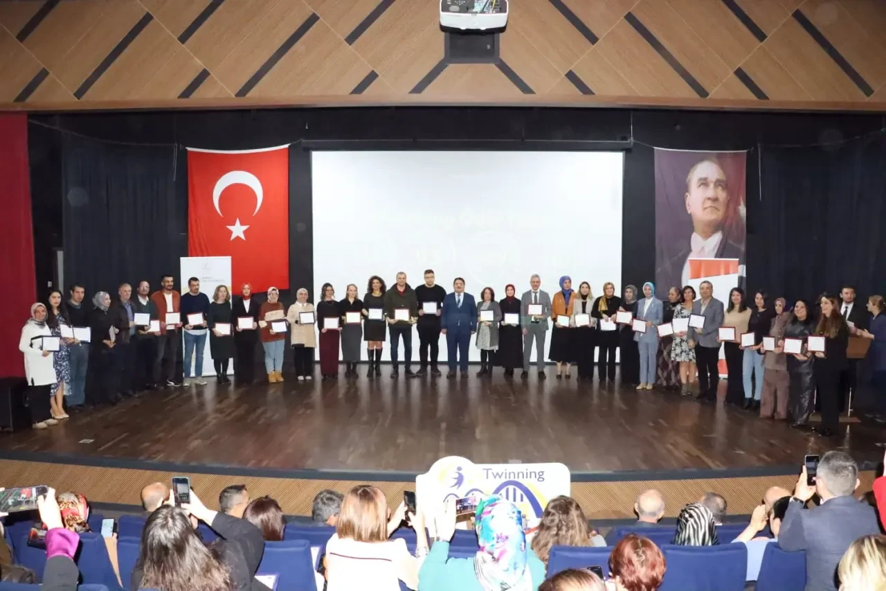 Sakarya'da 6 okul 'eTwinning Okulu' seçildi 3