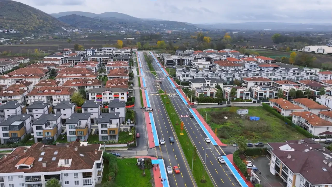 Sakarya'nın yeni duble yolu 1. Cadde ışıl ışıl oldu 5