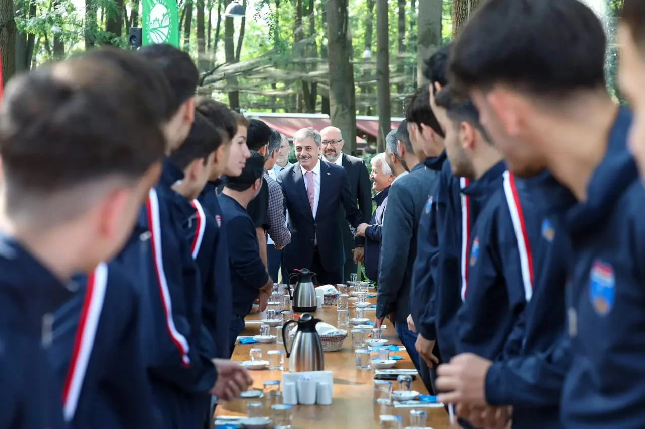 Dünyanın her yerine ‘Sakarya’ imzasını attılar 12