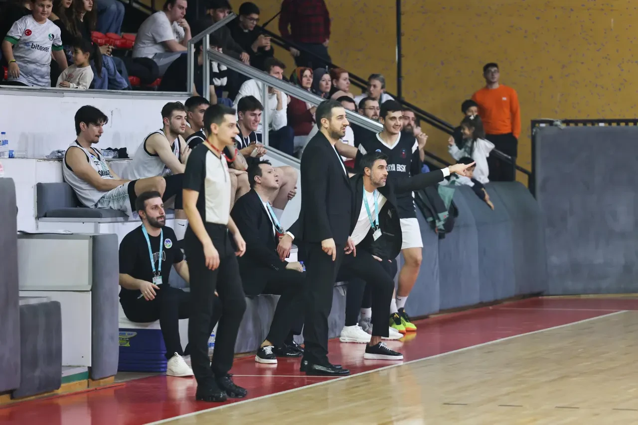 Sakarya Büyükşehir, Teşvikiye'yi 76-65 yenerek sezonun ikinci devresine galibiyetle başladı 9