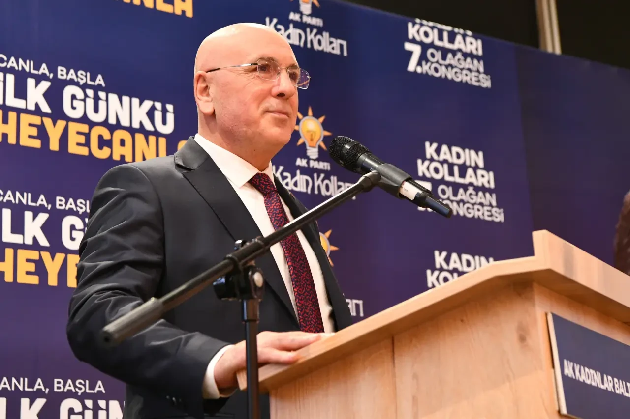 AK Parti Balıkesir İl Kadın Kolları Başkanı Münevver Gözhan oldu 8