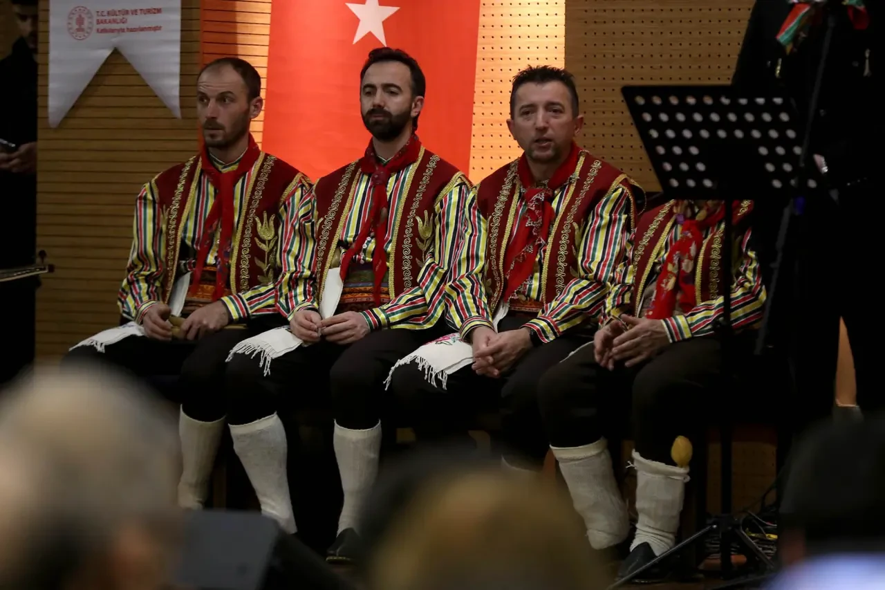 Dünden Bugüne Sakarya Türküleri Konseri Unutulmaz Anlar Yaşattı 7