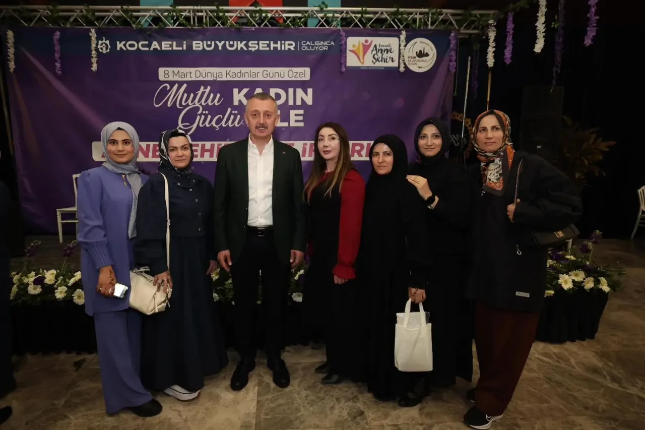 Başkan Büyükakın’dan kadınlara övgü dolu sözler 6
