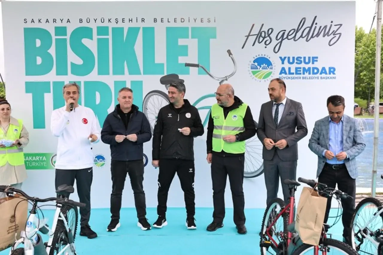 Trafik Haftası'nda Yüzlerce Sakaryalı Pedal Çevirdi 4