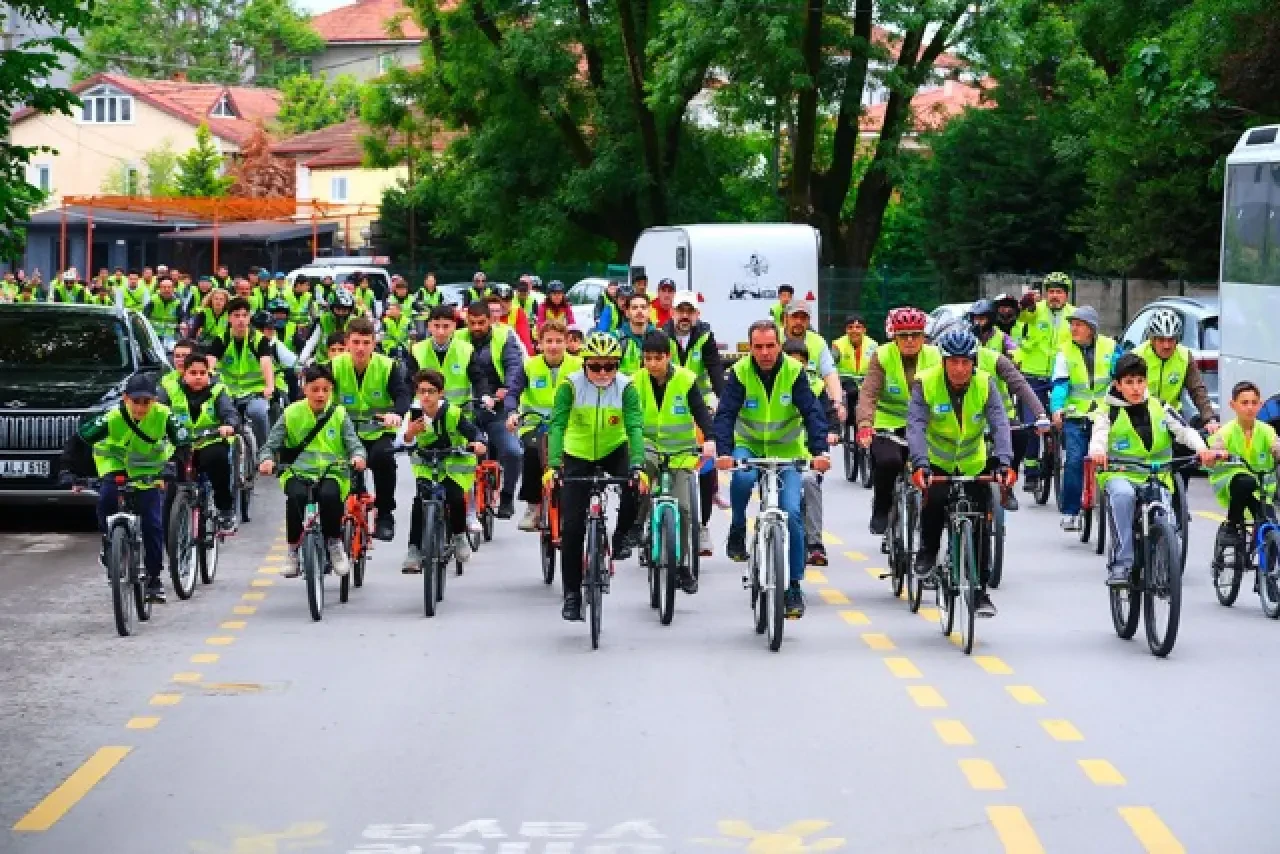 Trafik Haftası'nda Yüzlerce Sakaryalı Pedal Çevirdi 6
