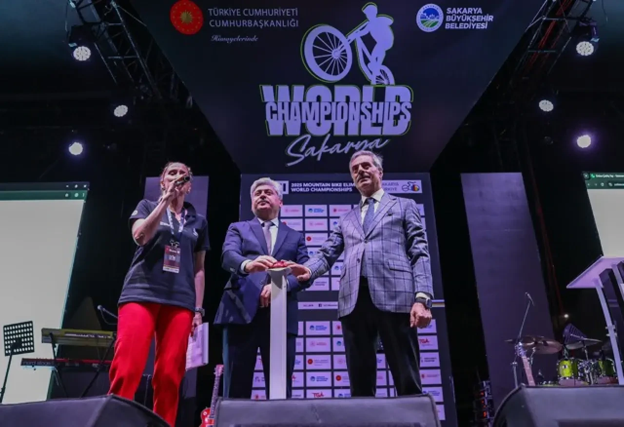 Sakarya, UCI Dağ Bisikleti Eliminatör Dünya Şampiyonası'nda rekor kırdı, coşkulu kapanış seremonisiyle dikkat çekti 20