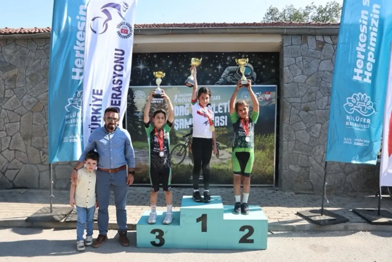 1. Bölge Bölgesel Dağ Bisikleti Şampiyonası nefes kesti 8