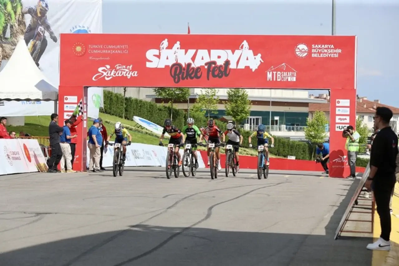 İlyas Yalçıntaş Sakarya'da sahnede olacak 6