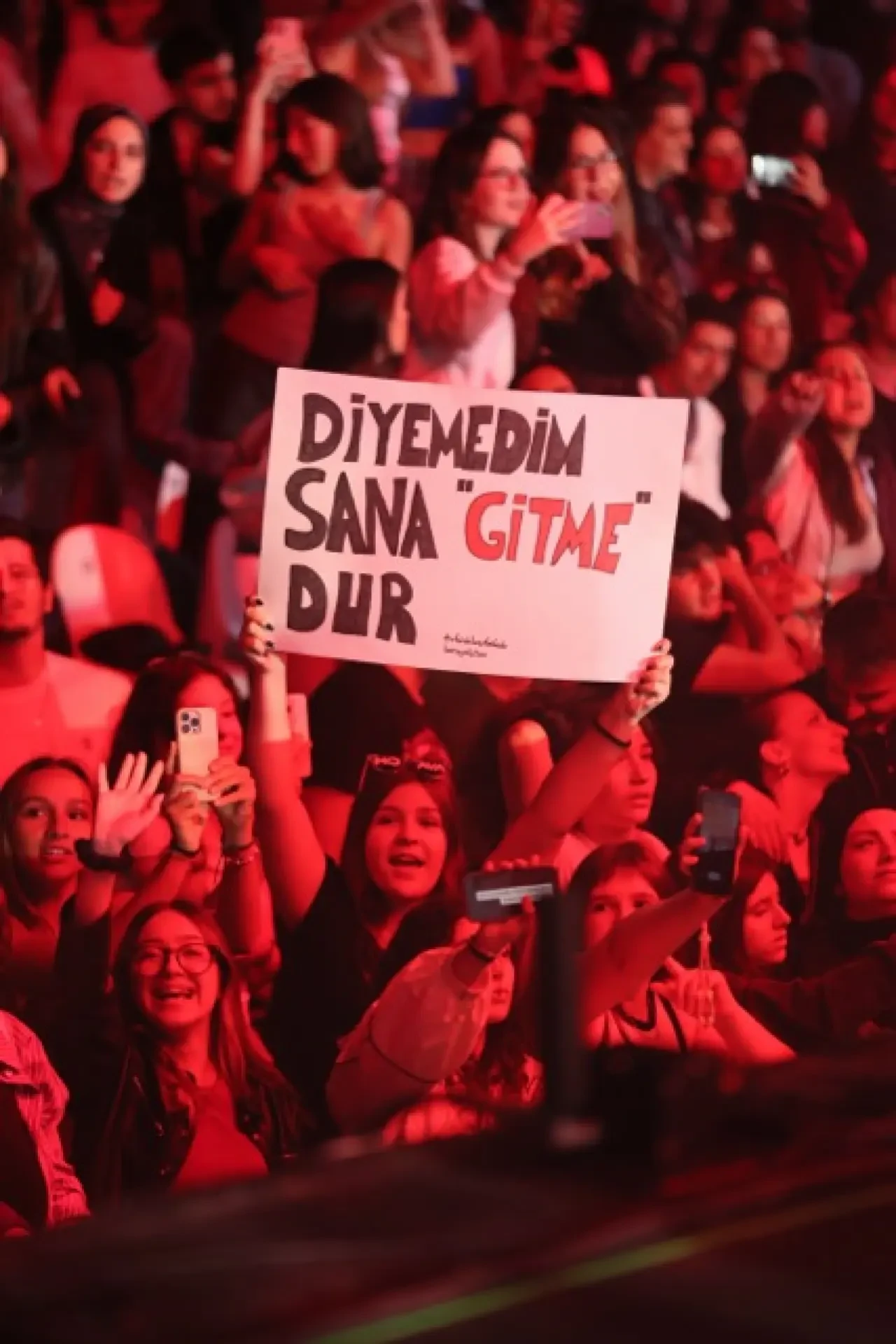 Dolu Kadehi Ters Tut ile BtcTurk Vadi Açıkhava’da Yaz Sezonu Açıldı - DARK Haber Ajansı 4