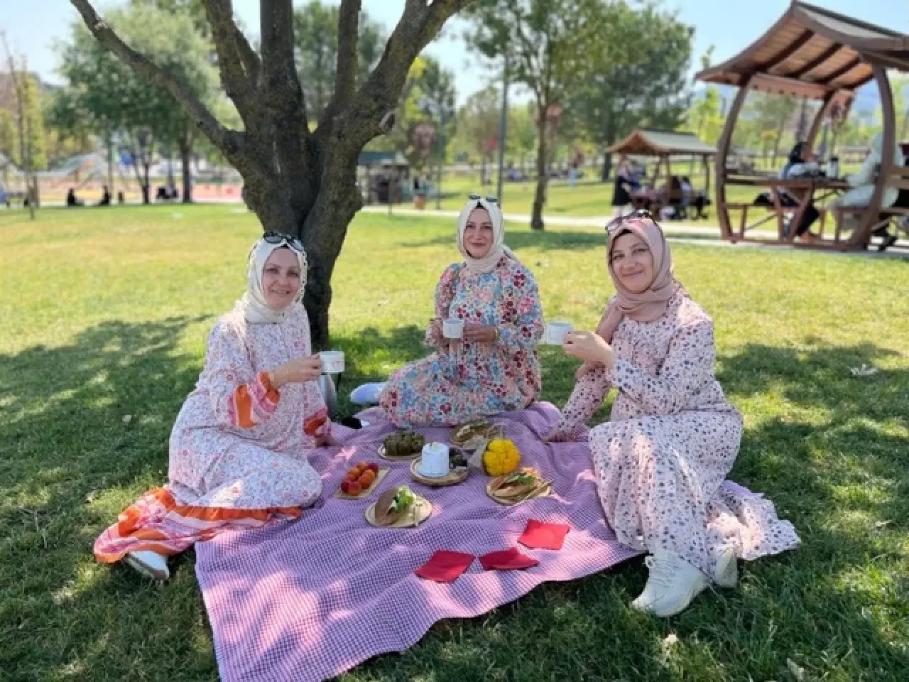 Kadınlar sağlıklı yaşam için yürüdü 6