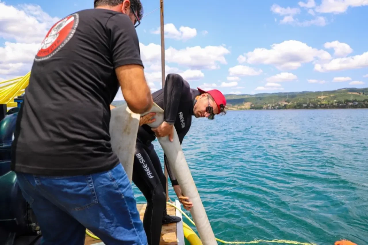 25 metrede temizlik: Sapanca Gölü'nde su hattı operasyonu 4