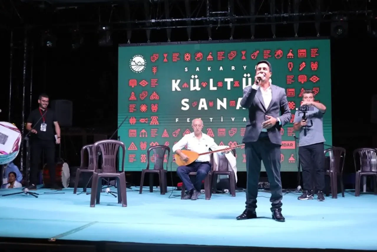Doğu ve Güneydoğu’nun kültür şöleni Sakarya’da yaşandı 10
