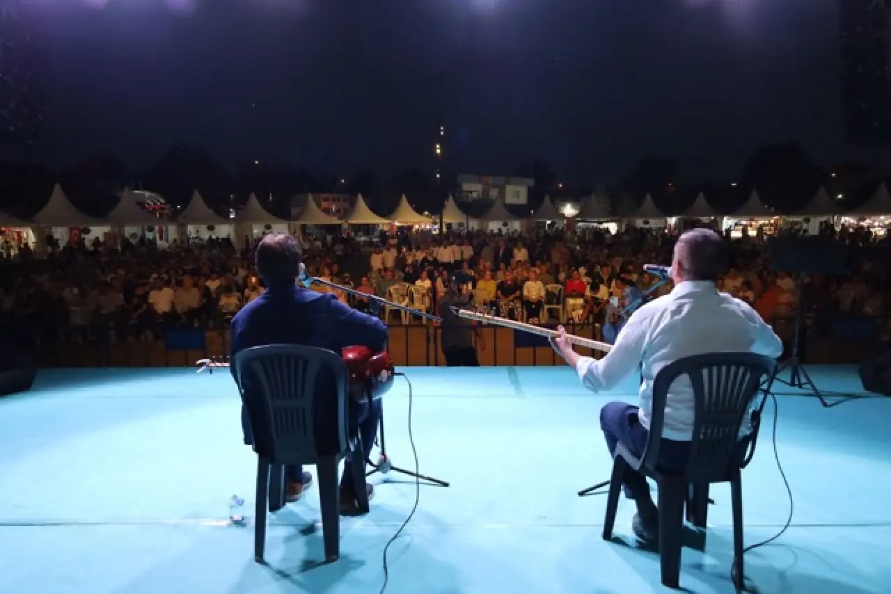 Doğu ve Güneydoğu’nun kültür şöleni Sakarya’da yaşandı 16
