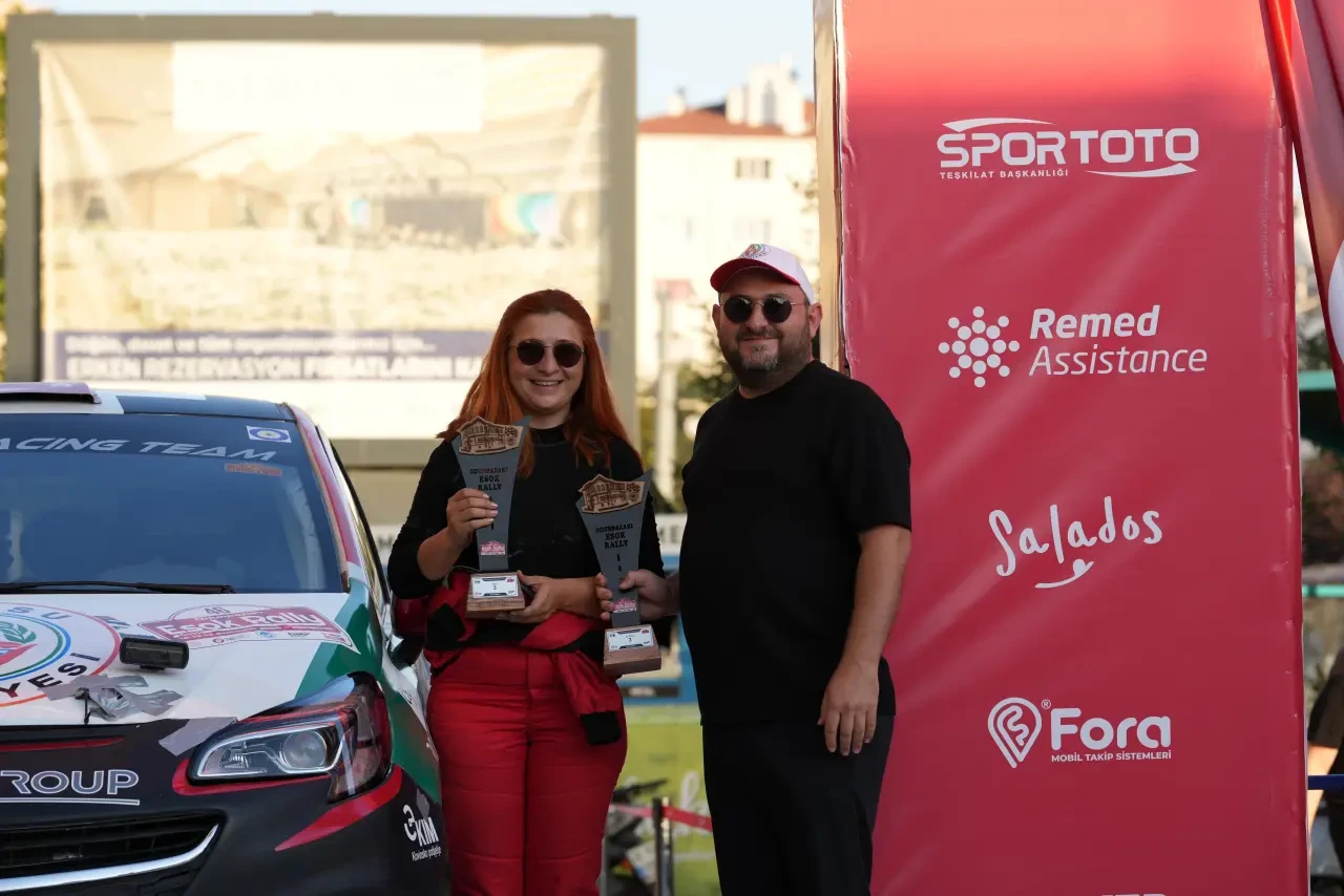 Betül Gözde İlter Ralli Pistlerinde Fırtına Gibi 2