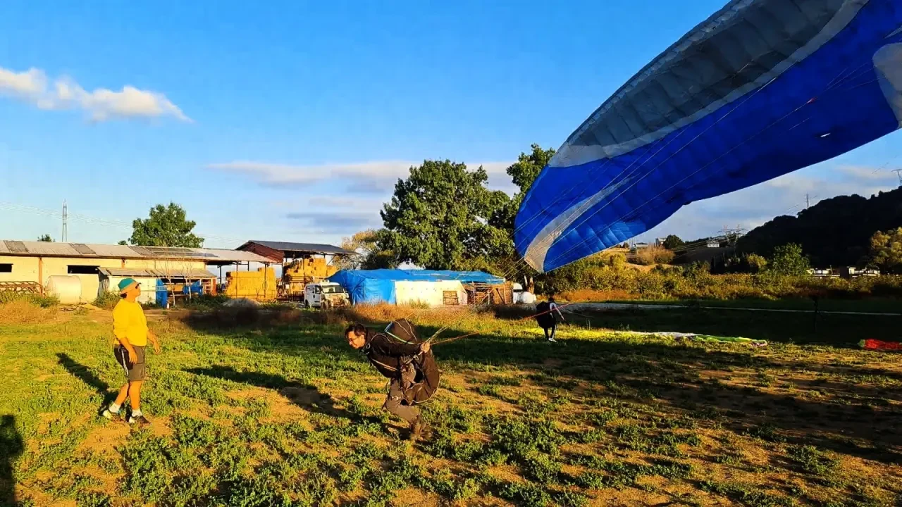Sakarya’da yamaç paraşütü pilotları gökyüzüyle tanışıyor 2