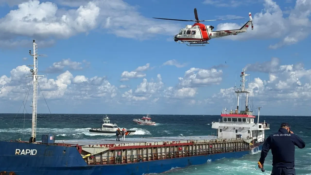 Kocaeli'de nefes kesen operasyon: Helikopterle kurtarılıyorlar 5