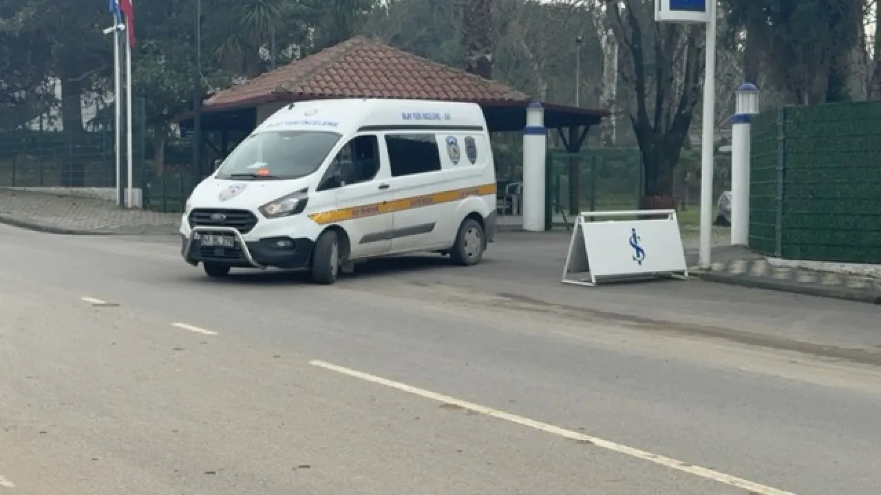 Kocaeli'de denizde erkek cesedi bulundu 1