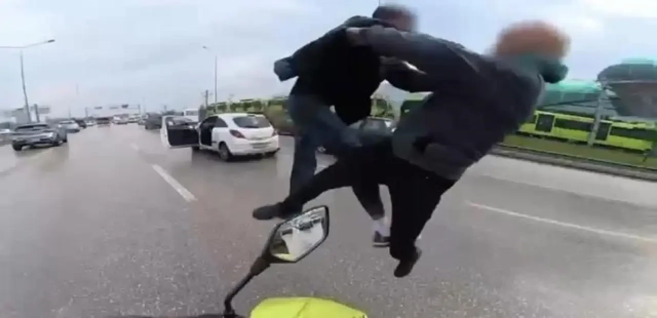 Uçan tekmelerin sonu gözaltında bitti 3
