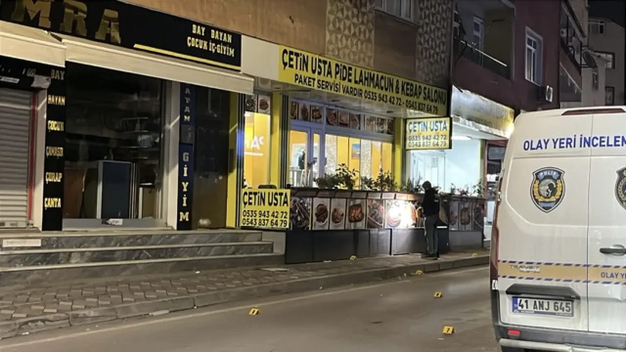 Kebapçıya kurşun yağdırdılar: 2 yaralı 5