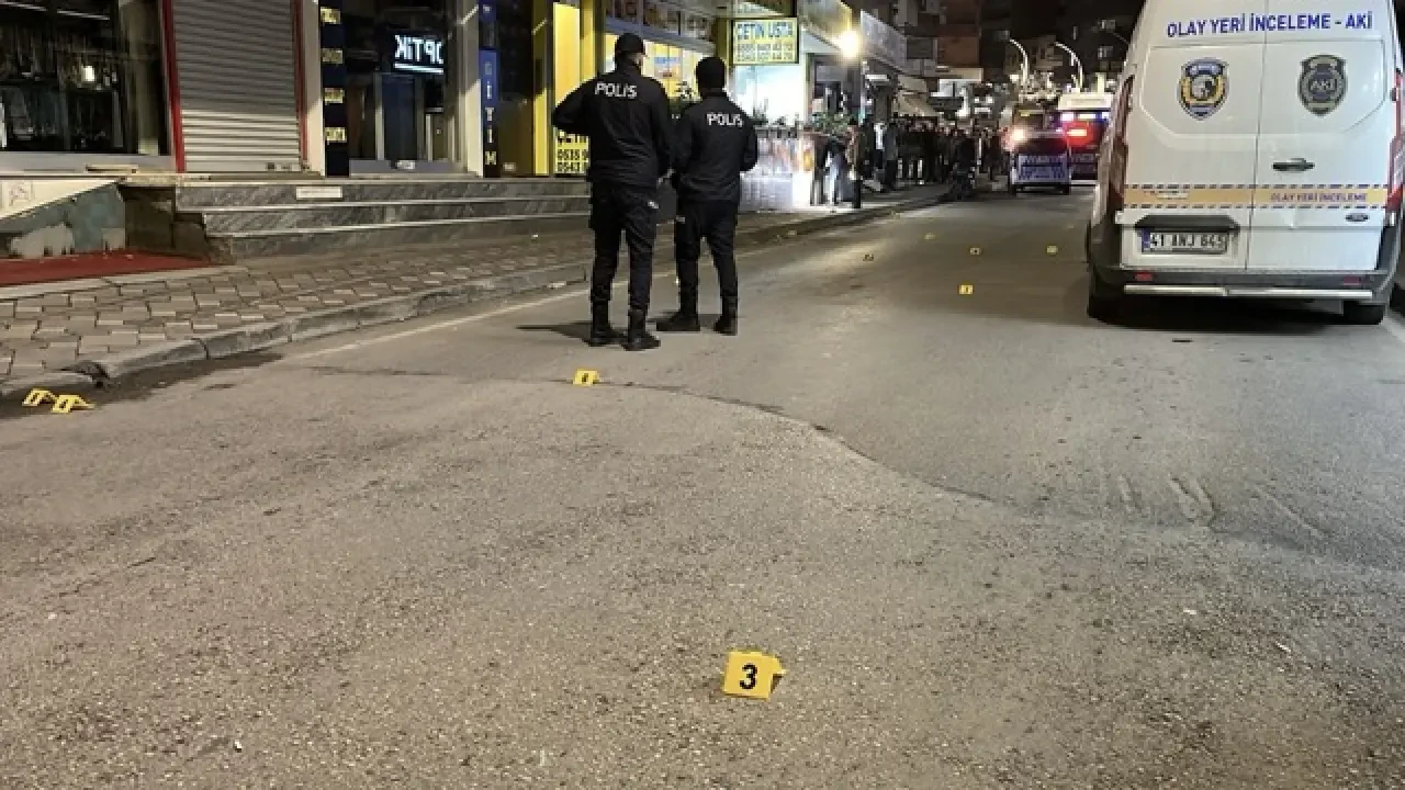 Kebapçıya kurşun yağdırdılar: 2 yaralı 3