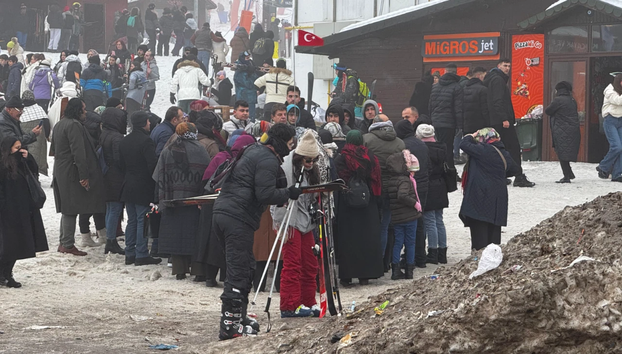 Bursa Turizmi Canlanıyor: Uludağ'da Yoğun Turist Akını Devam Ediyor