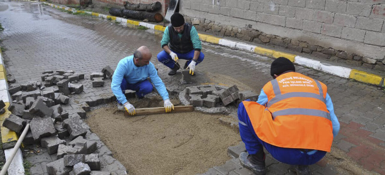 Üzülmez’e bir teşekkür de Eşme’den