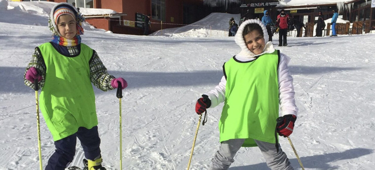 Kartepe Belediyesi’nden kayak eğitimi