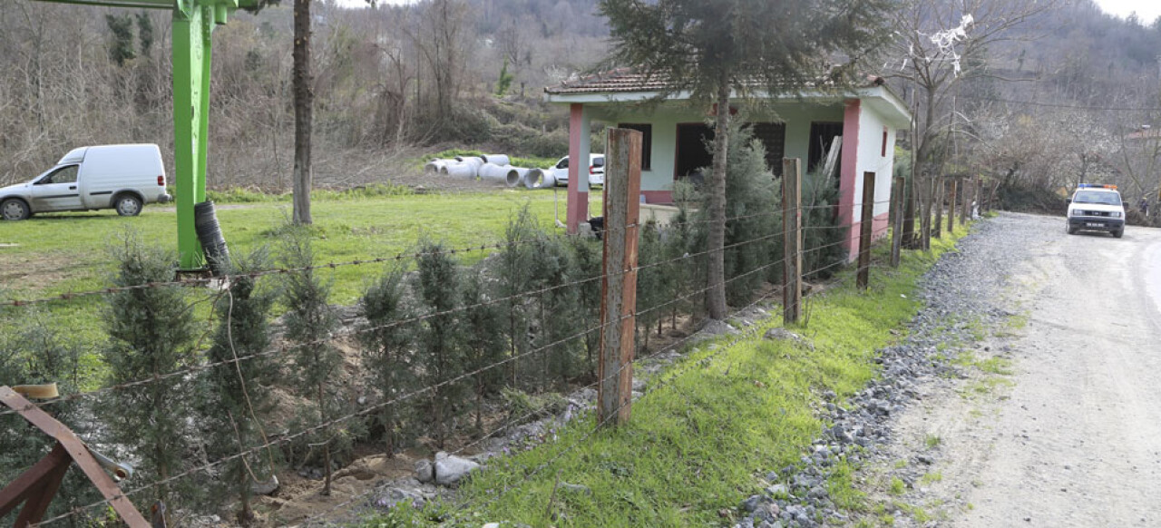 Sapanca Akçay Mahallesinde peyzaj çalışmaları sürüyor