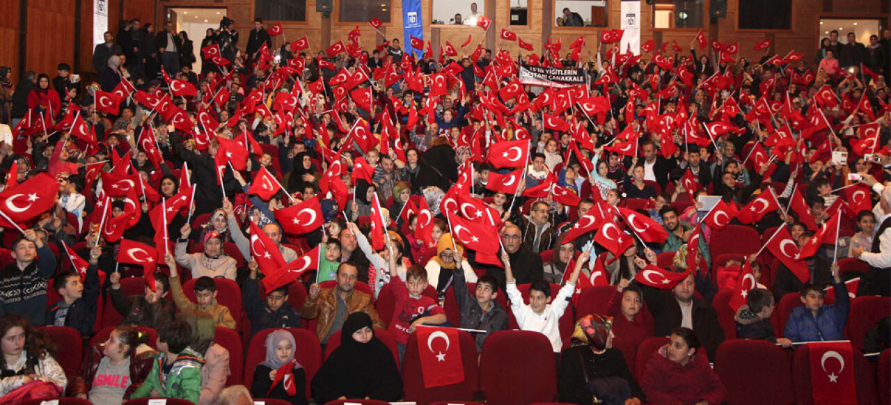 ''Bitmeyen Mücadele Çanakkale'' ye yoğun ilgi