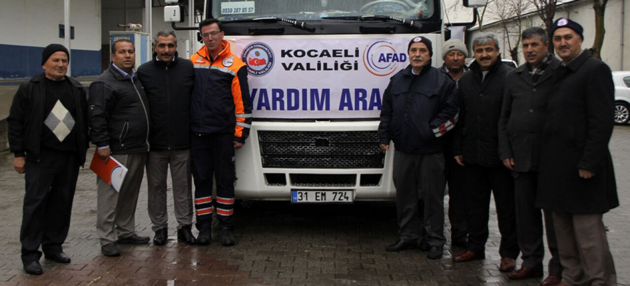 Kocaeli'nden Suriyeli mültecilere 17 tonluk gıda yardımı