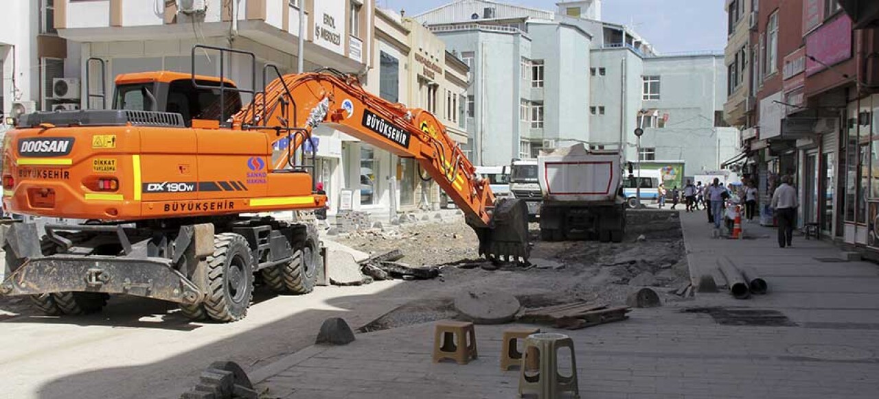 Şal Sokak’ın Altyapısı Yenilendi