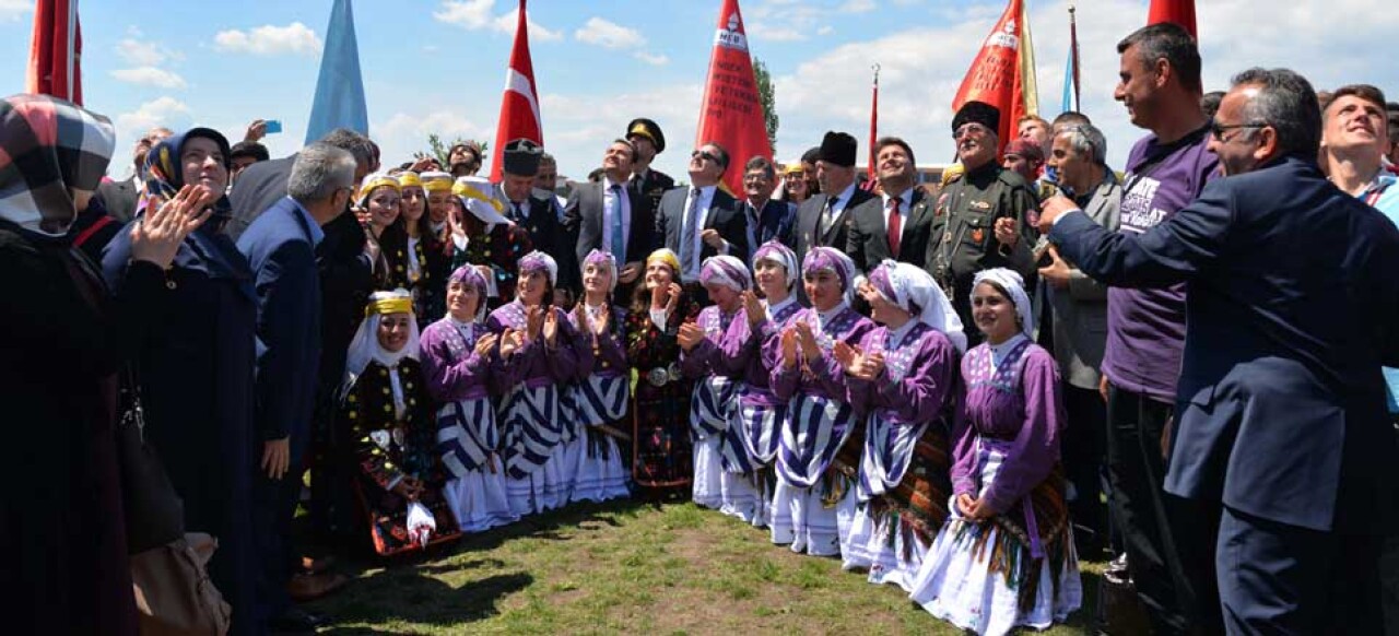 19 Mayıs Hendek’te coşku ile kutlandı