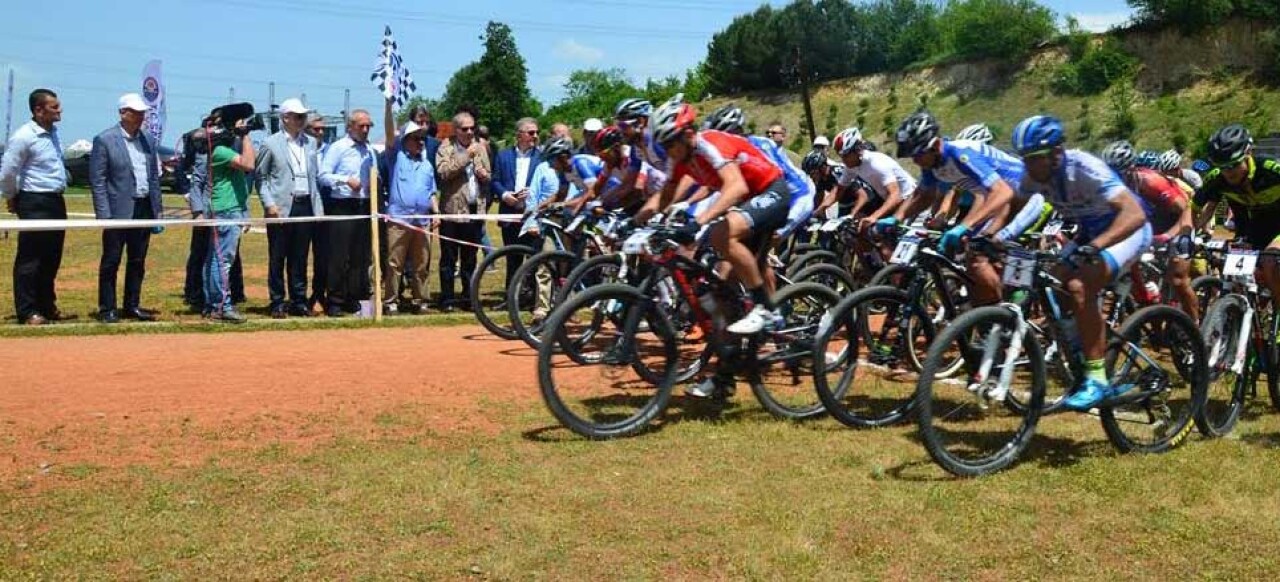 Uluslararası MTB Cup 2016 Sakarya Dağ Bisikleti Yarışları yapıldı