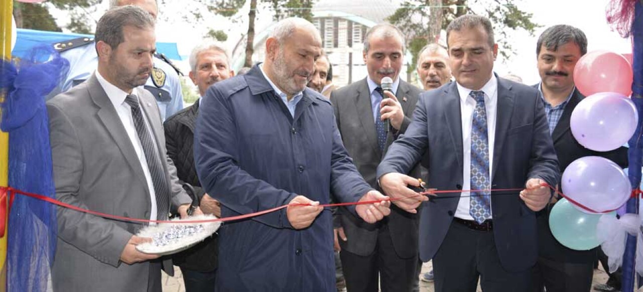 Hendek İlçe Müftülüğü tarafından, Kuran Kursları Kermesi açıldı