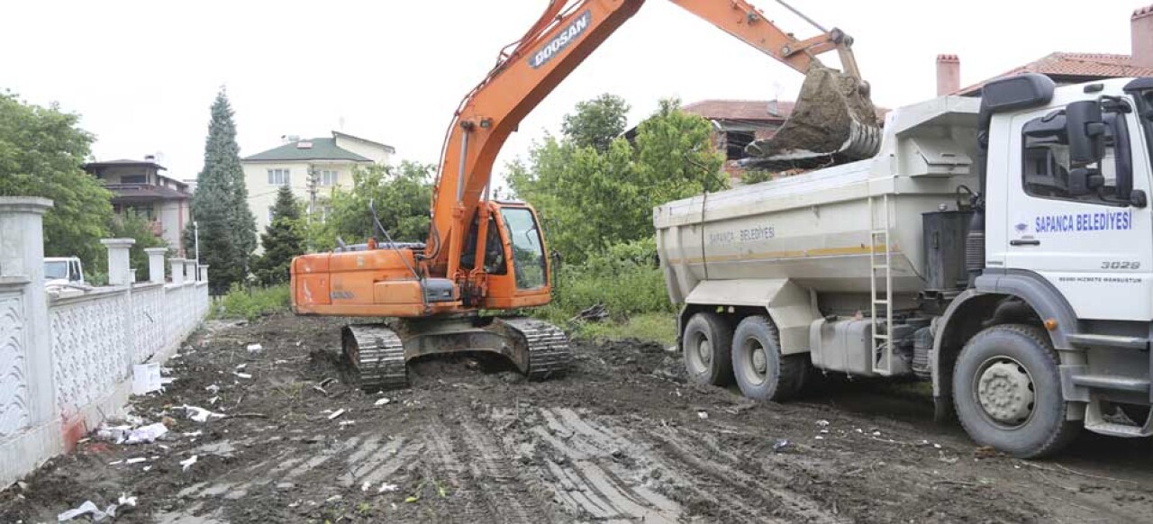 Sapanca Belediyesi ilçeye yeni sokaklar kazandırmaya devam ediyor