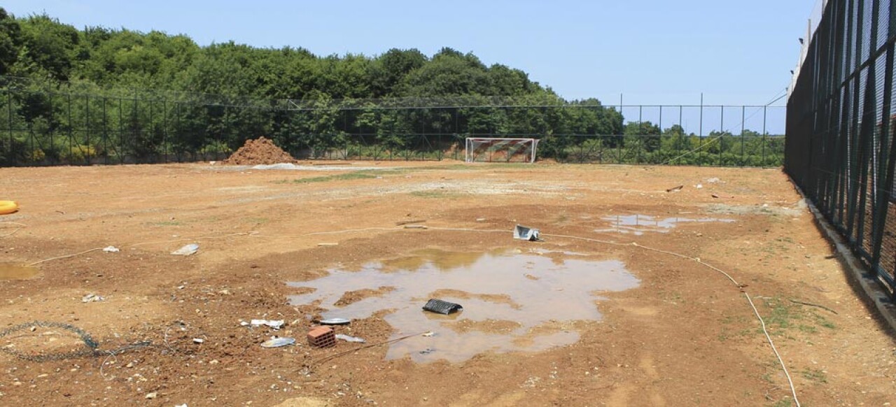 Kumcağız'a doğal çim futbol sahası yapılıyor