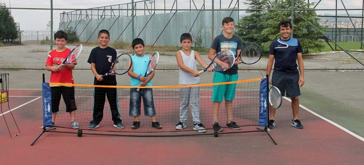 Tenis, Spor Okulları’nın vazgeçilmezi