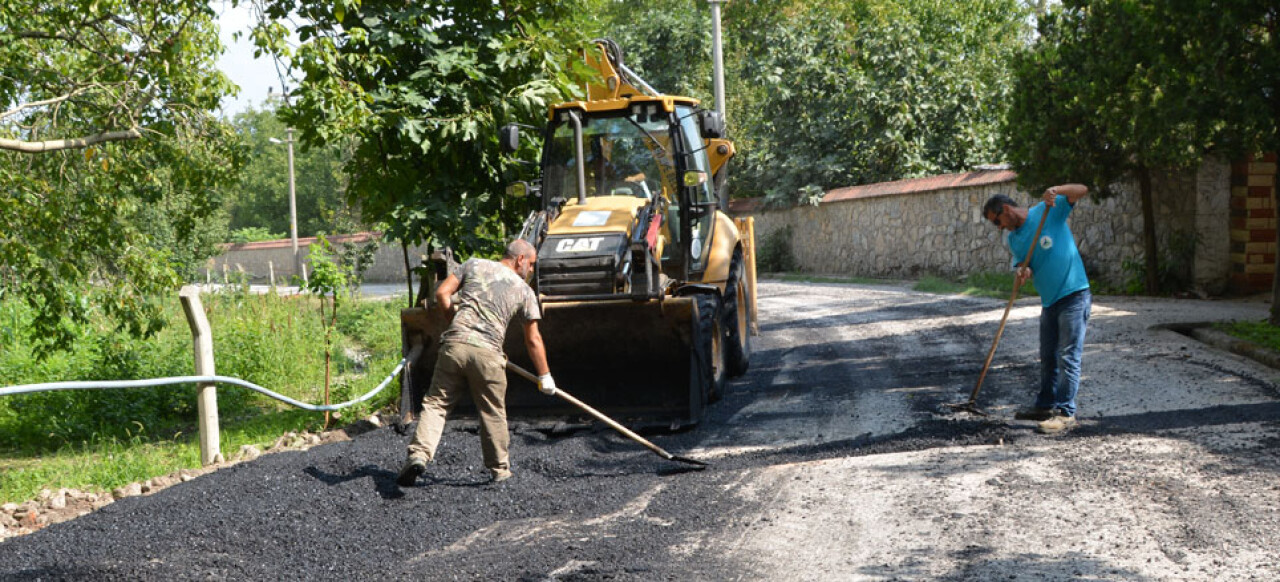 Kartepe’de yollar bayrama hazırlanıyor 