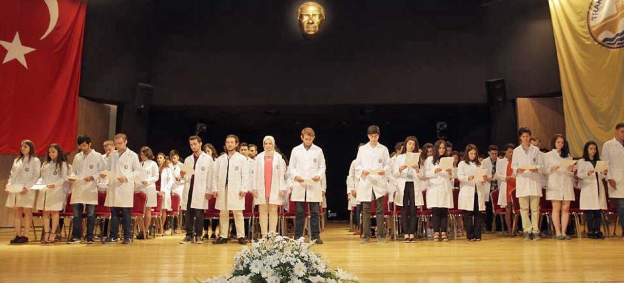 Trakya Üniversitesi'nde Beyaz Önlük Töreni düzenlendi