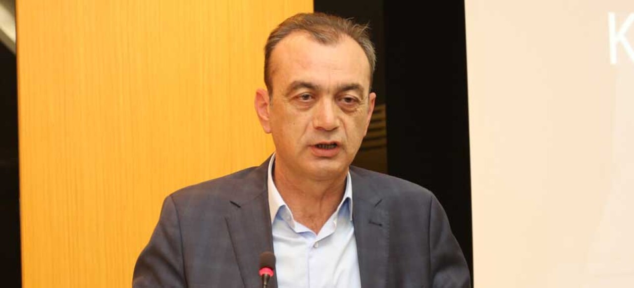 Başnuh 'Belediyelerden ruhsat almakta sorun yaşıyoruz'