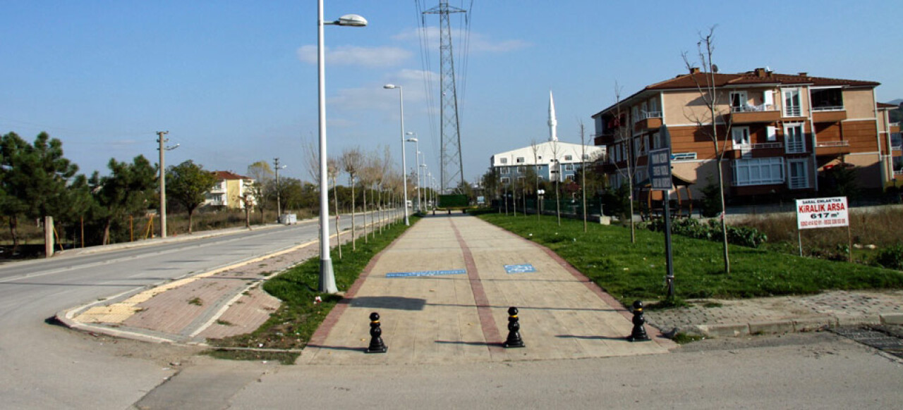 Gölcük Yeni Yazlık bölgesine yürüyüş yolu