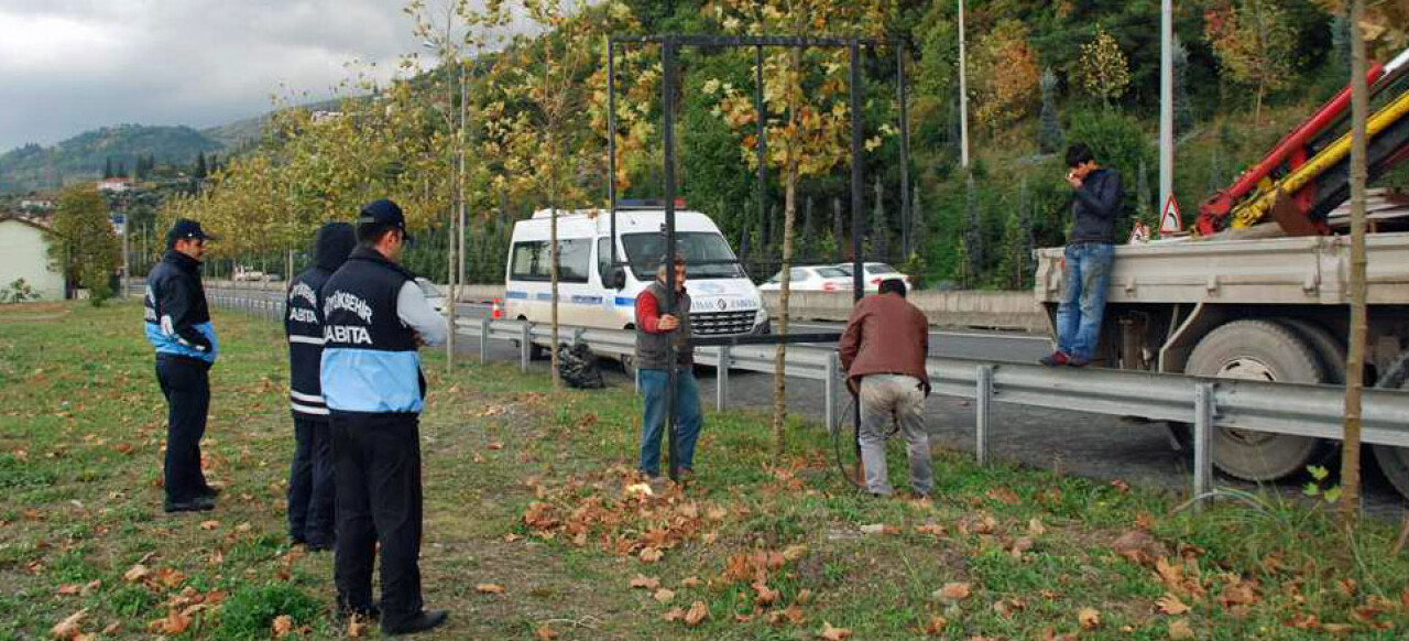 Kocaeli'nde kent estetiği için tabelalar kaldırılıyor