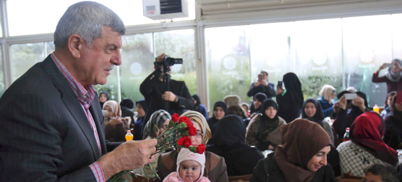 Karaosmanoğlu, ‘’Suriye’de yaşananlar ciğerimizi yakıyor’’